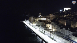 Nábřeží a město