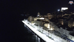 Nábřeží a město