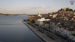 Nábřeží a město