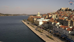 Nábřeží a město