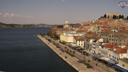 Nábřeží a město