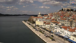 Nábřeží a město