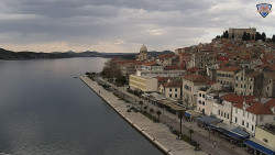 Nábřeží a město