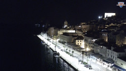 Nábřeží a město