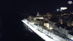 Nábřeží a město