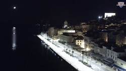 Nábřeží a město