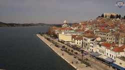 Nábřeží a město