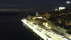 Nábřeží a město