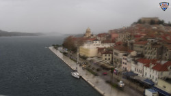 Nábřeží a město