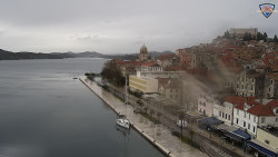 Nábřeží a město