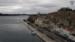 Nábřeží a město