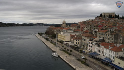 Nábřeží a město