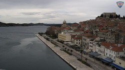 Nábřeží a město