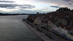 Nábřeží a město