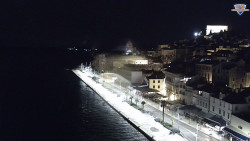 Nábřeží a město