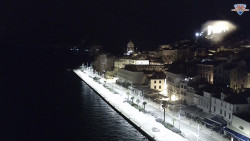 Nábřeží a město