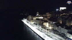 Nábřeží a město