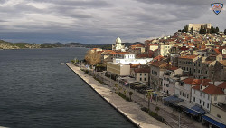 Nábřeží a město