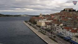 Nábřeží a město