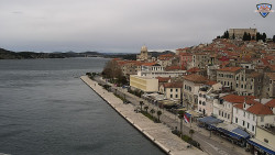 Nábřeží a město