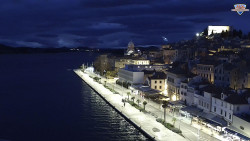 Nábřeží a město