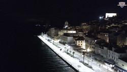 Nábřeží a město