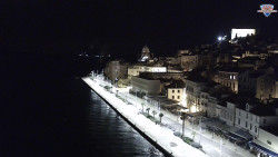 Nábřeží a město