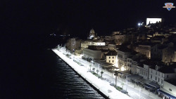 Nábřeží a město