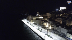 Nábřeží a město