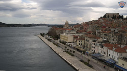 Nábřeží a město