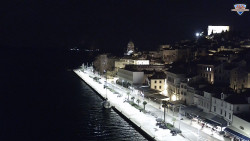 Nábřeží a město