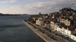 Nábřeží a město