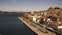 Nábřeží a město