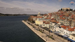 Nábřeží a město