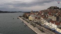 Nábřeží a město