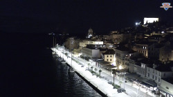 Nábřeží a město