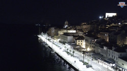 Nábřeží a město