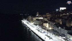 Nábřeží a město