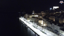 Nábřeží a město