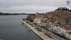 Nábřeží a město