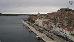 Nábřeží a město