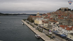 Nábřeží a město