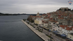 Nábřeží a město