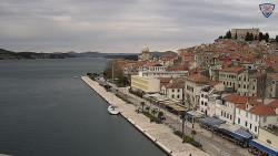 Nábřeží a město