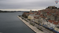 Nábřeží a město