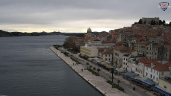 Nábřeží a město