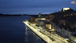 Nábřeží a město