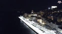 Nábřeží a město