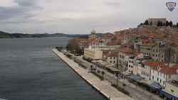 Nábřeží a město