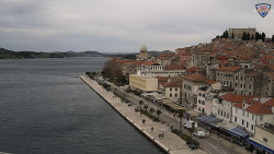 Nábřeží a město